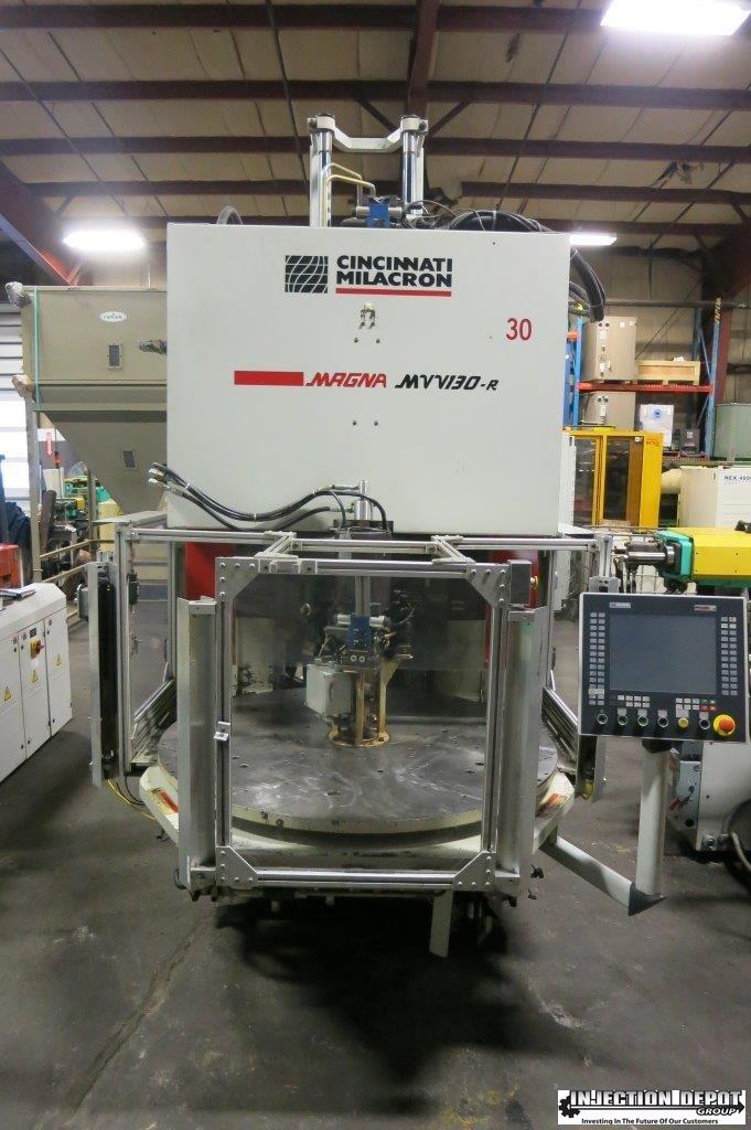 2011 CINCINNATI MILACRON MVV130R-3.51 Vertical Injection Moulding Machines | INJECTION DEPOT GROUP