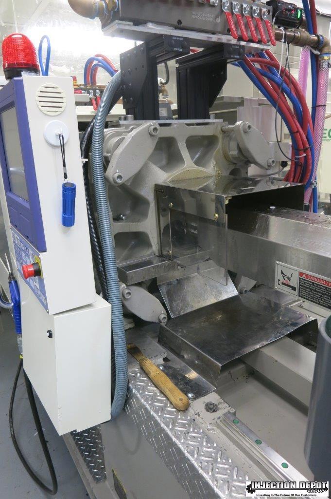 2010 TOSHIBA MACHINE EC65NIIVF30-1.5B Horizontal Injection Moulding Machines | INJECTION DEPOT GROUP